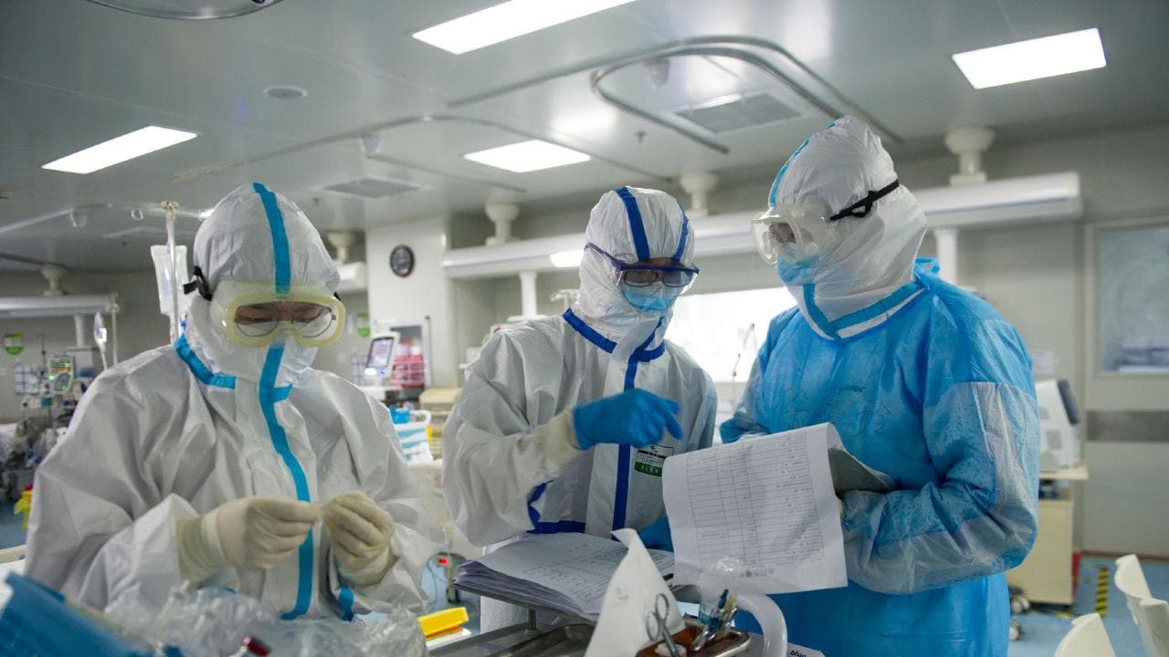 Why and How does Disposable Protective Clothing Protect Medical Staff?